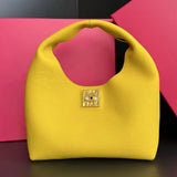 High-quality exquisite mouth collar Necklace